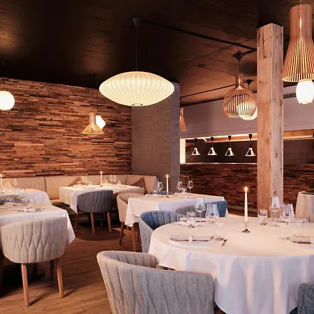 アンバサダー ホテル ツェルマット