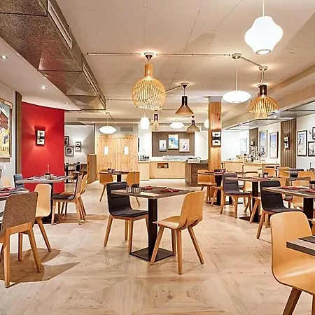采尔马特国宾酒店