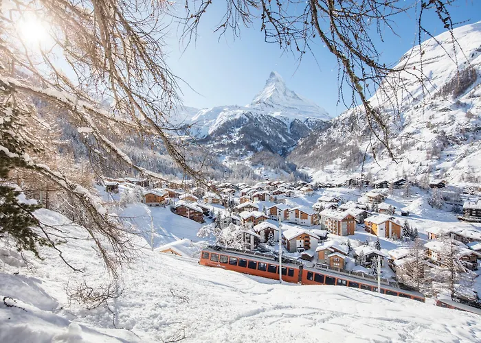 アンバサダー ホテル 4*