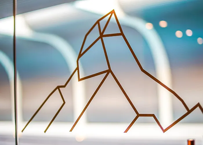 アンバサダー 4*