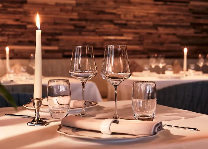 アンバサダー ホテル 4*