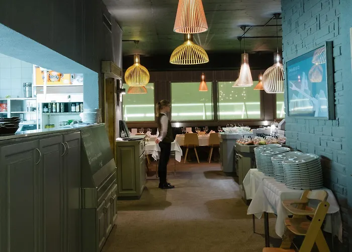 호텔 앰버서더 4*